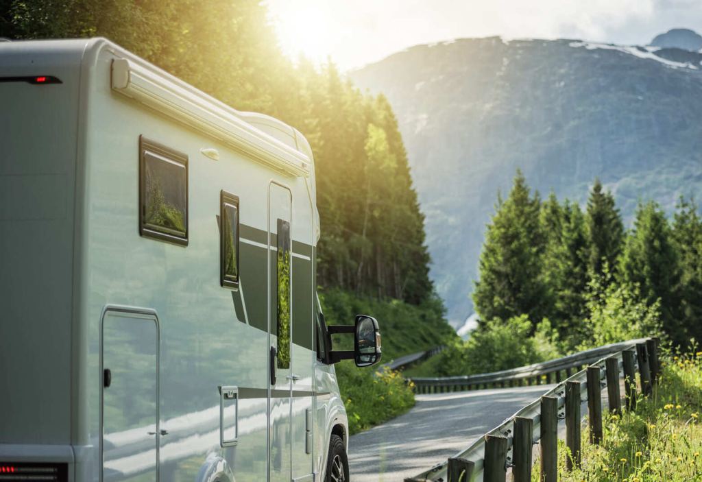 Wohnmobil Überführung Europa: Praktische Tipps