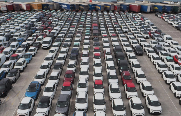 La logística del automóvil se reinventa por el fenómeno del renting