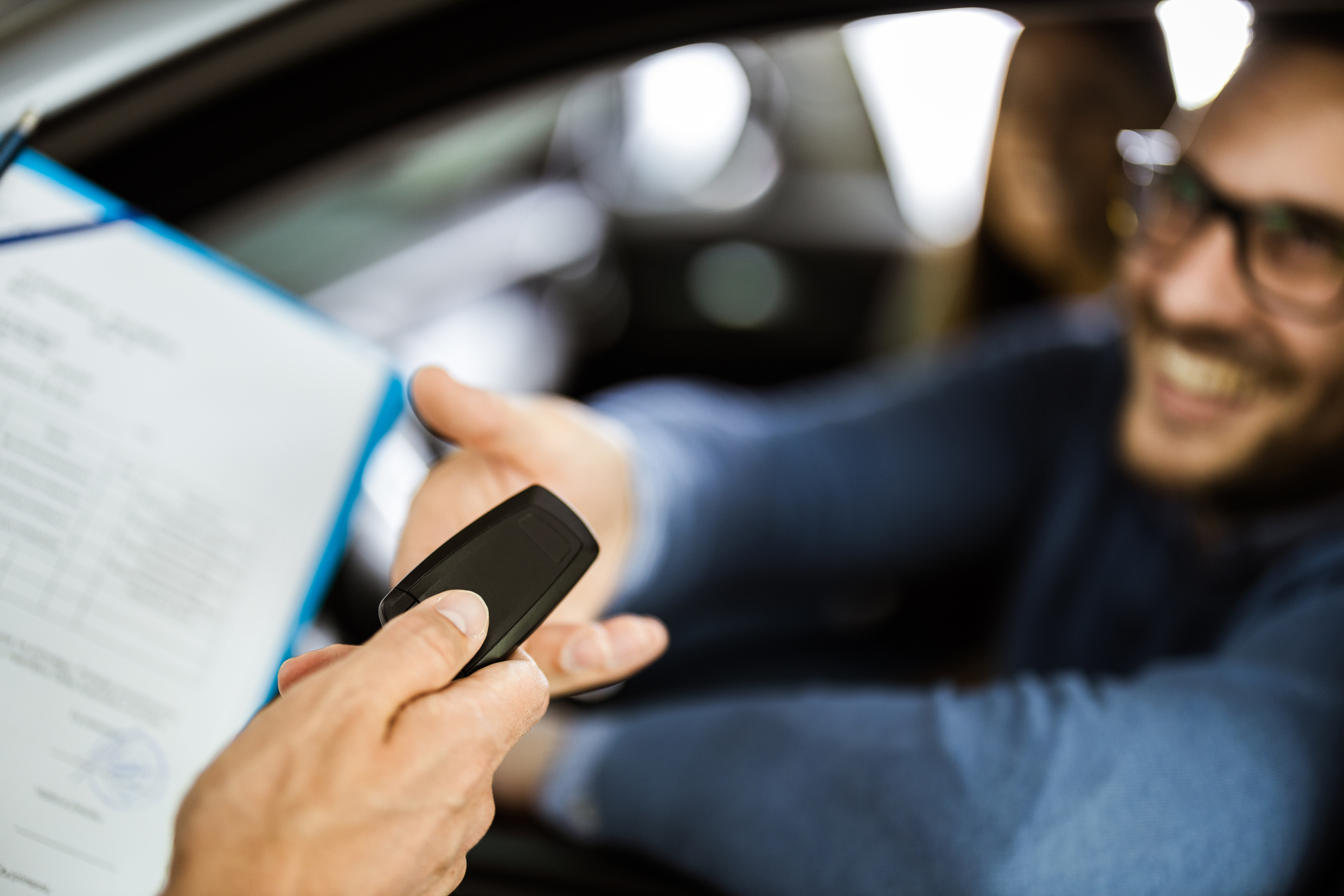 Qualität, die ankommt: ONLOGIST definiert neue Standards für die letzte Meile von Fahrzeugüberführungen